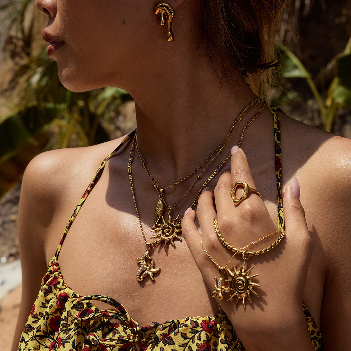 18k Gold Tone Ocean-Themed Jewelry Set - Seahorse/Starfish/Sun Pendants | INS-Style Necklace/Bracelet/Ring Daily/Brunch Accessories for Women 2. Google SEO Title