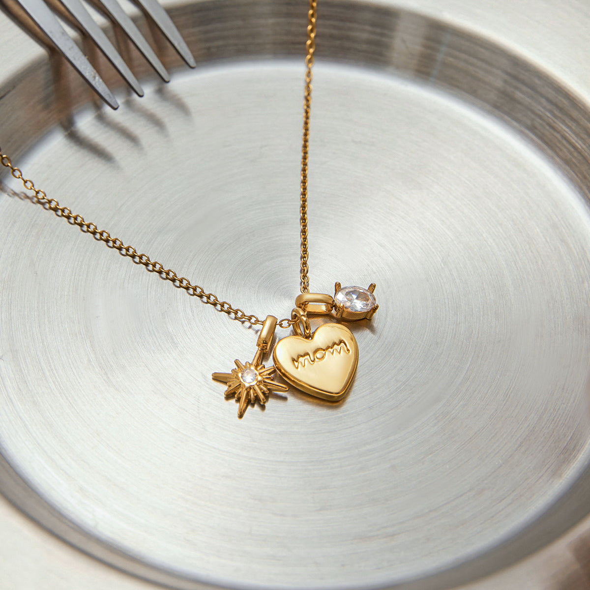 Gold Heart Initial Pendant Necklace - Crystal Accent & Adjustable Chain | INS-Style Daily/Brunch Neck Jewelry for Women