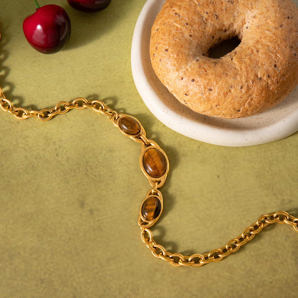 Gold Chunky Chain Choker Necklace with Tiger Eye Oval Accents - Vintage Statement Jewelry for Women