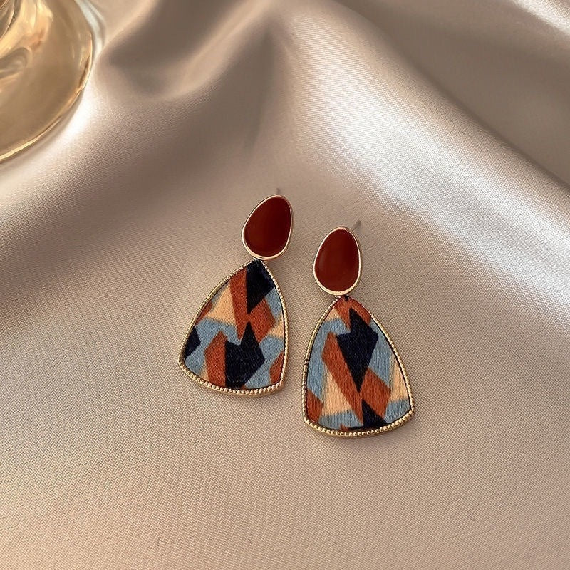 18k Gold Tone Pearl Red Ear Clip Set - Flower/Heart/Geometric Designs | INS-Style No-Piercing Daily/Brunch Accessories for Women