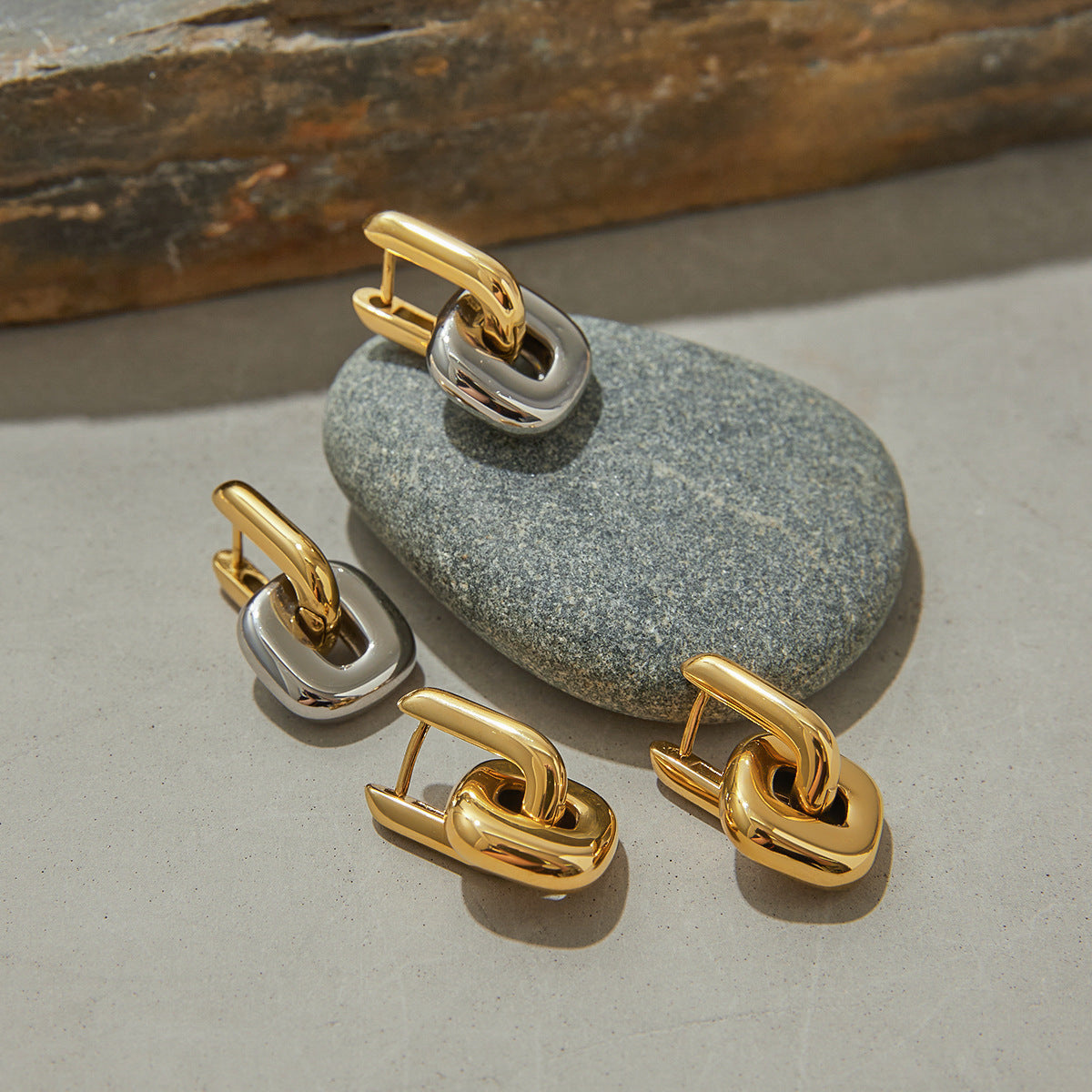 Klobige Gold-Glieder-Creolen – Ausdrucksstarke Statement-Ohrringe für Damen, moderne minimalistische 18-Karat-vergoldete Creolen für Alltag und Party 