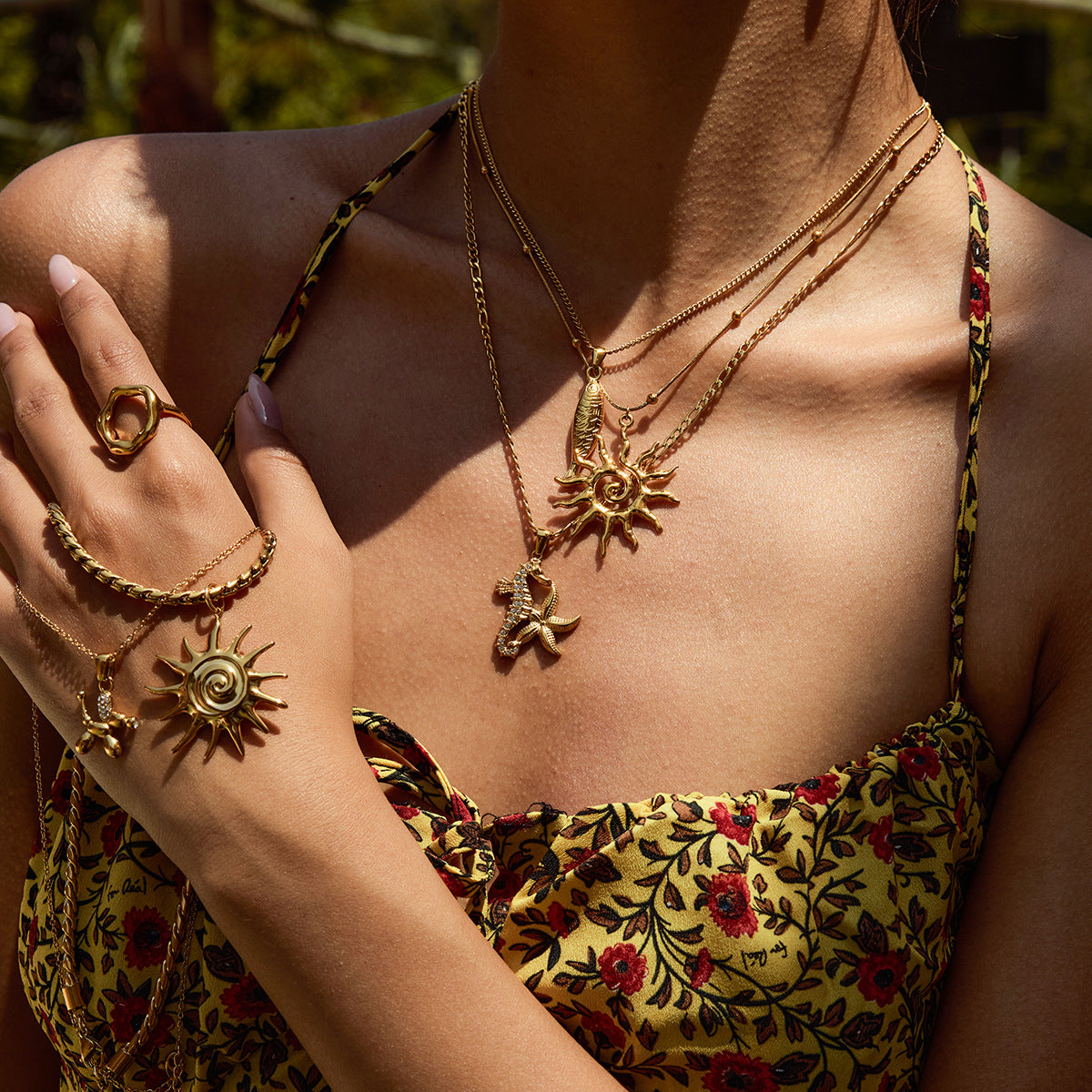 18k Gold Tone Ocean-Themed Jewelry Set - Seahorse/Starfish/Sun Pendants | INS-Style Necklace/Bracelet/Ring Daily/Brunch Accessories for Women 2. Google SEO Title