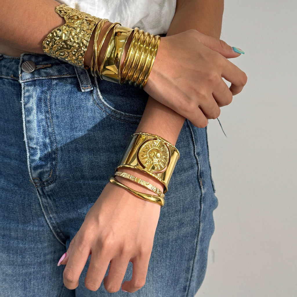 18k Gold Tone Bracelet Set - Hammered Wide Cuffs & Pearl-Accent Thin Bands | INS-Style Stackable Daily/Brunch Wrist Jewelry for Women