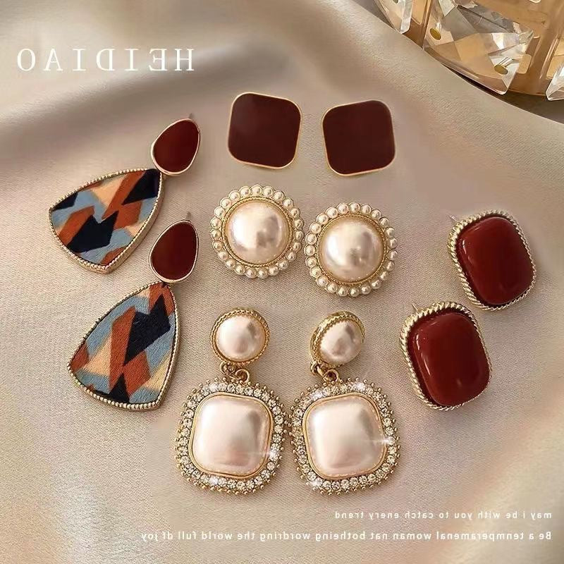 18k Gold Tone Pearl Red Ear Clip Set - Flower/Heart/Geometric Designs | INS-Style No-Piercing Daily/Brunch Accessories for Women