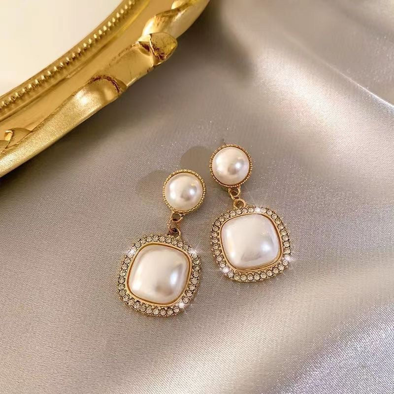 18k Gold Tone Pearl Red Ear Clip Set - Flower/Heart/Geometric Designs | INS-Style No-Piercing Daily/Brunch Accessories for Women