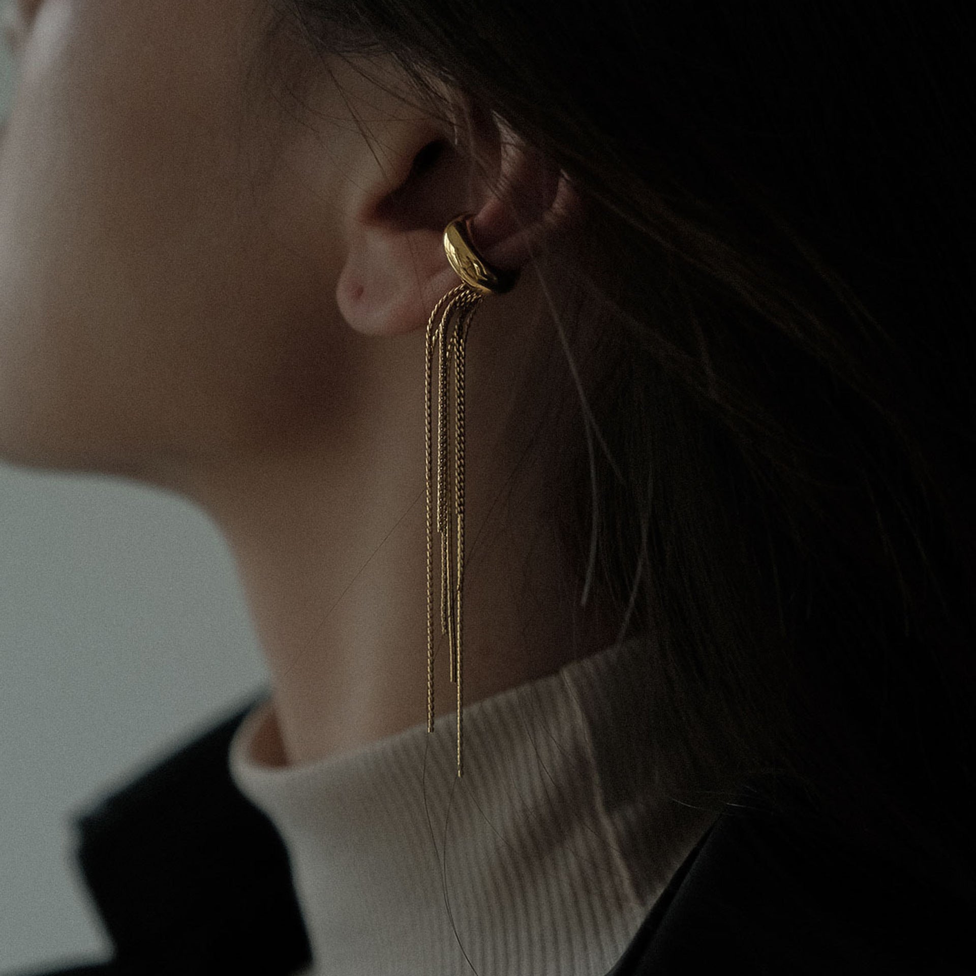 Gold Long Chain Tassel Ear Cuff Earrings - Single-Side Dangle Design | Modern Elegant Statement Jewelry for Women (Party/Daily/Formal Wear)